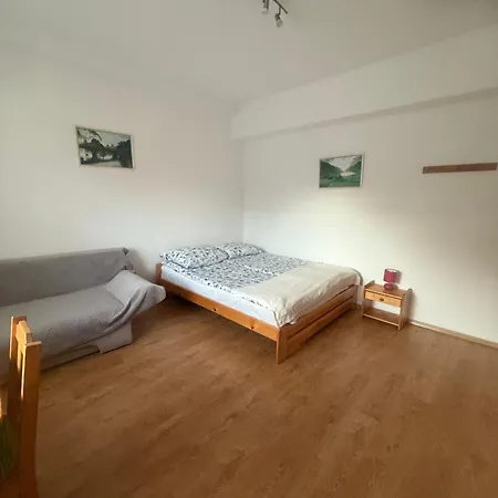 U Eli * Karwia